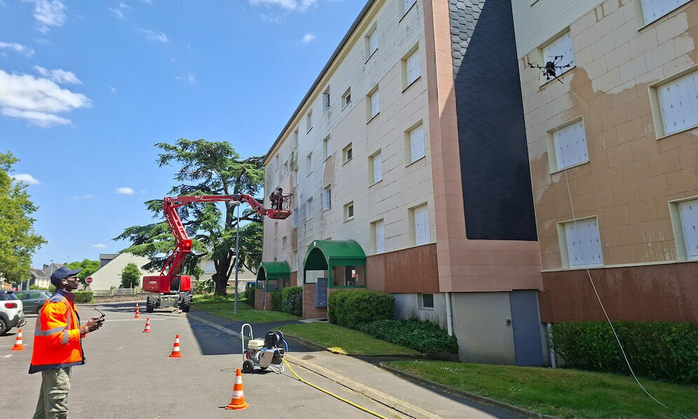 nettoyage-facade-par-drone-ph-plus