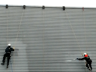 nettoyage-bardage-travail-sur-corde-ph-plus-nettoyage-professionnel