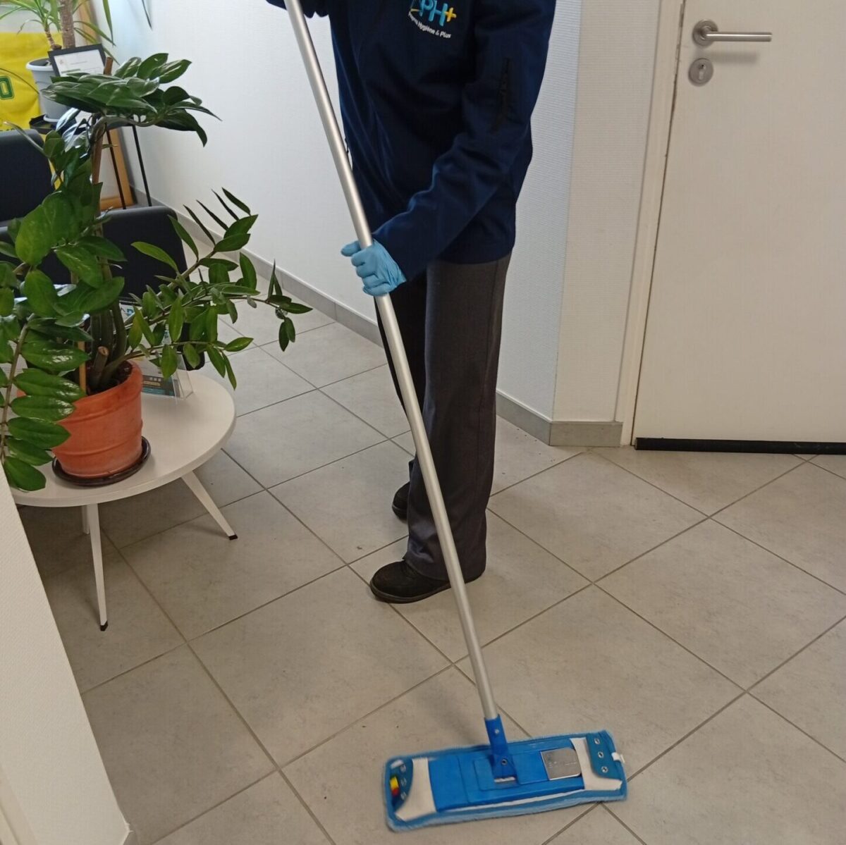 nettoyage sol frange